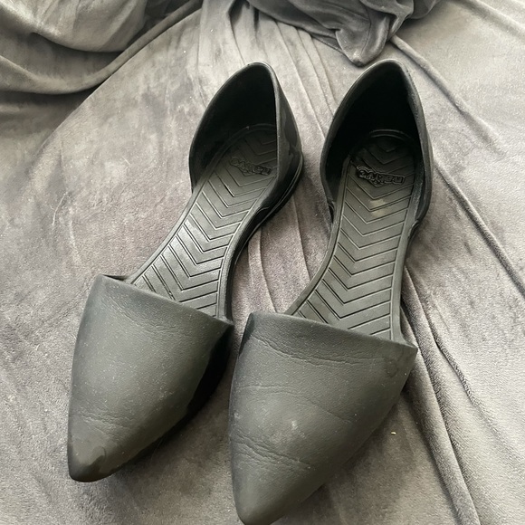 Native Shoes Audrey flats in black - Picture 4 of 4